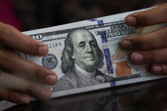 美联储定调年内再加息,黄金跌至2个月低点后回升